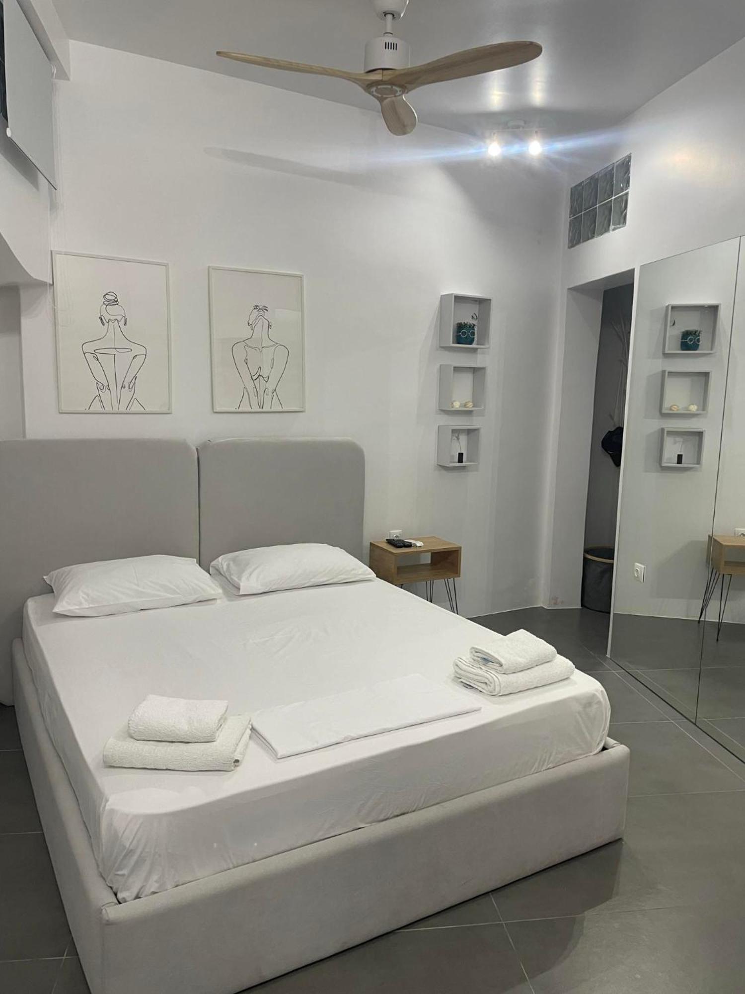 Asterias Apartment สกีรอส ภายนอก รูปภาพ