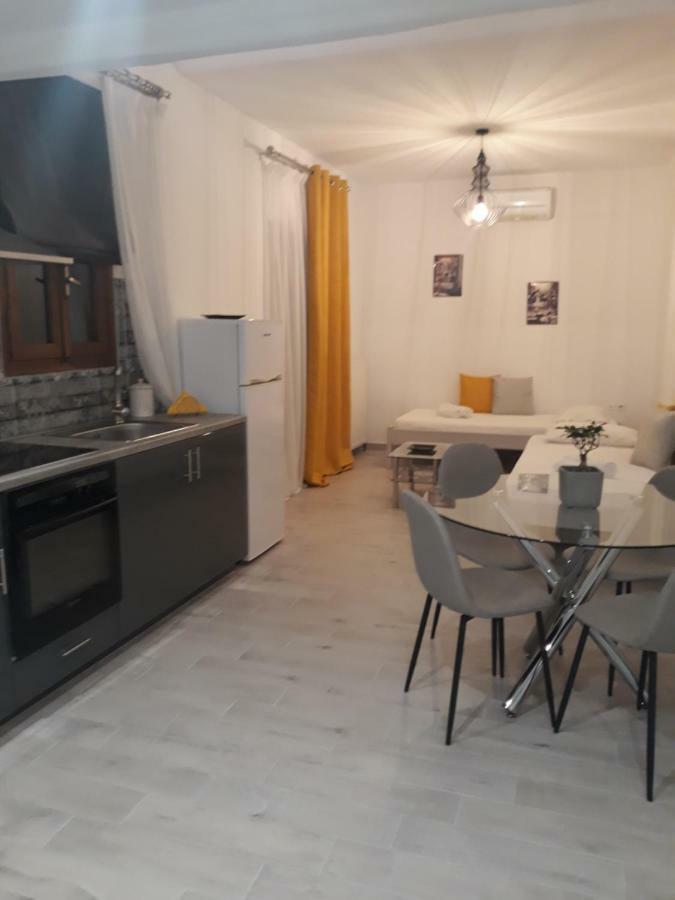 Asterias Apartment สกีรอส ภายนอก รูปภาพ
